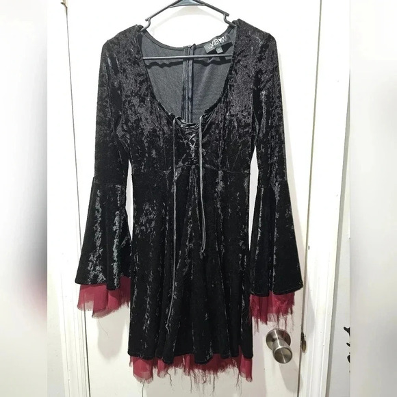 Dolls Kill Dresses & Skirts - Widow Gothic Beauty Velvet Mini Dress Medium